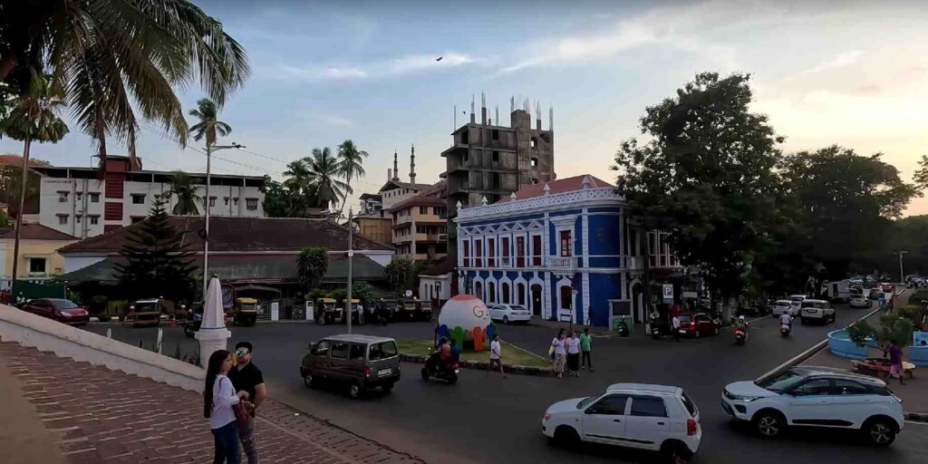 taxi rental north goa